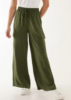 Trousers><noscript><img width=
