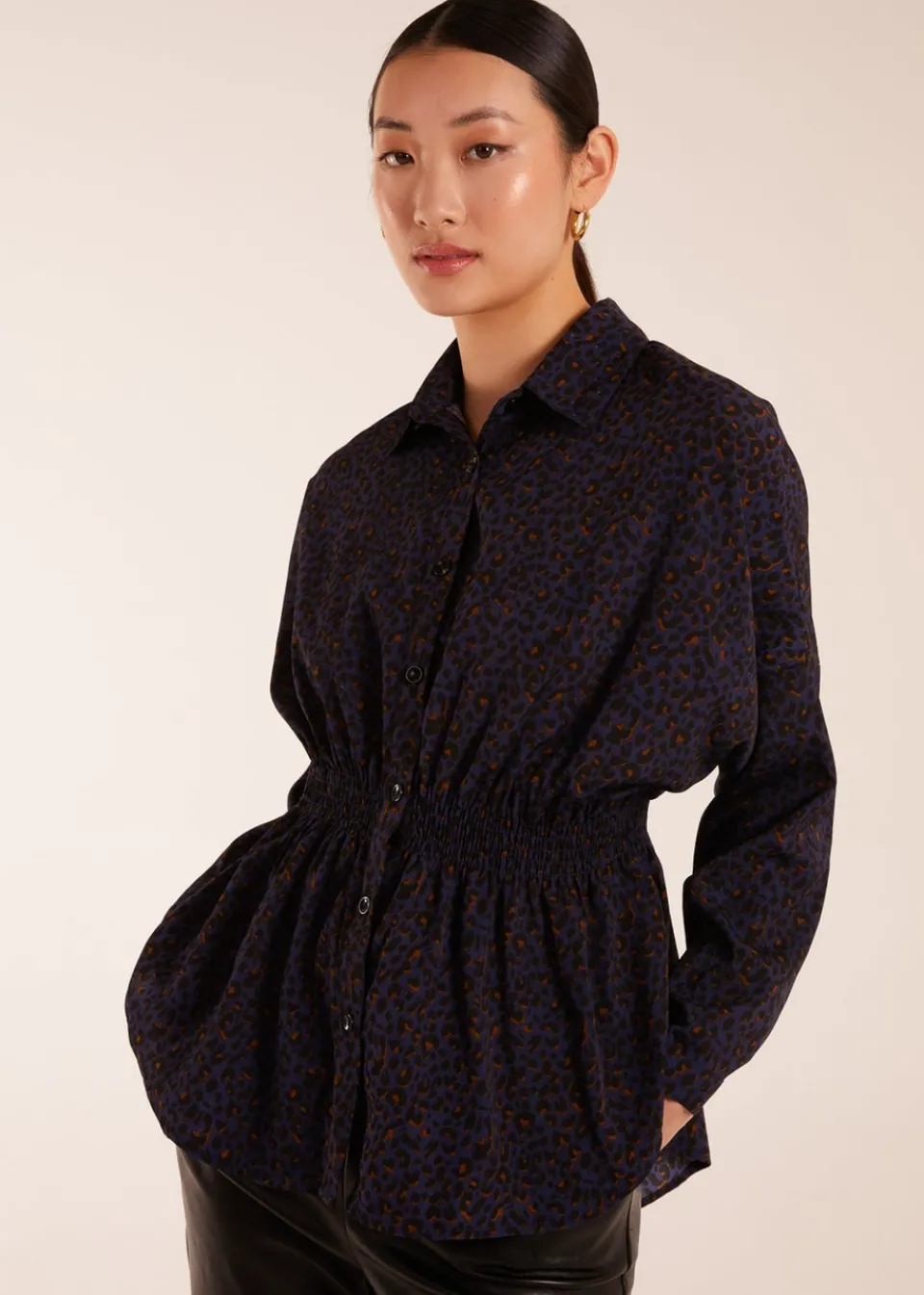 Tops>Blue Vanilla Leopard Print Shirred Waist Shirt