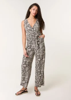 Jumpsuits & Playsuits><noscript><img width=