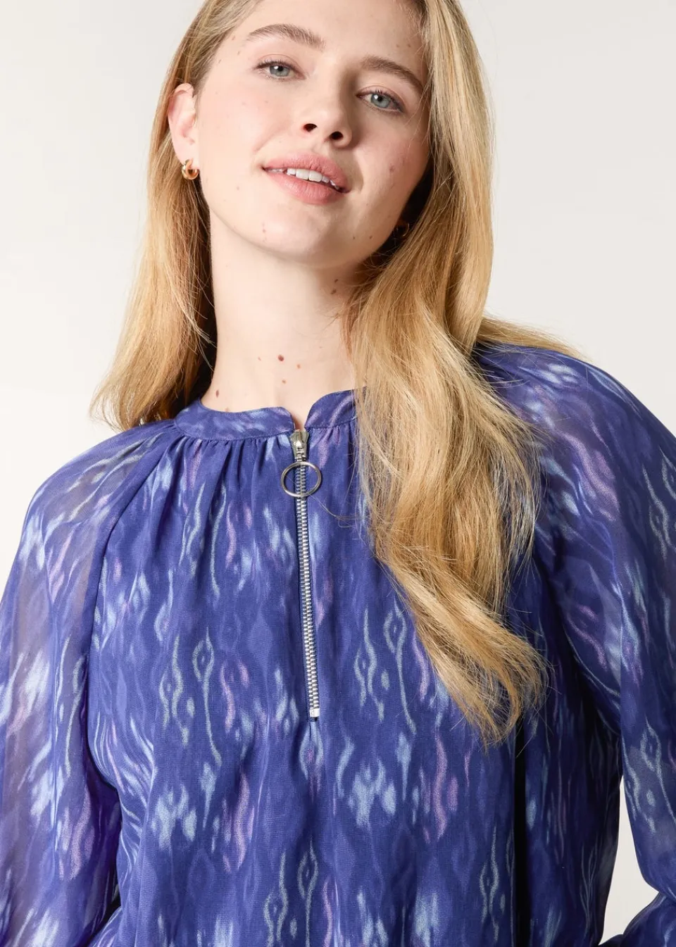 Tops>Blue Vanilla Navy Half Zip Puffball Blouse