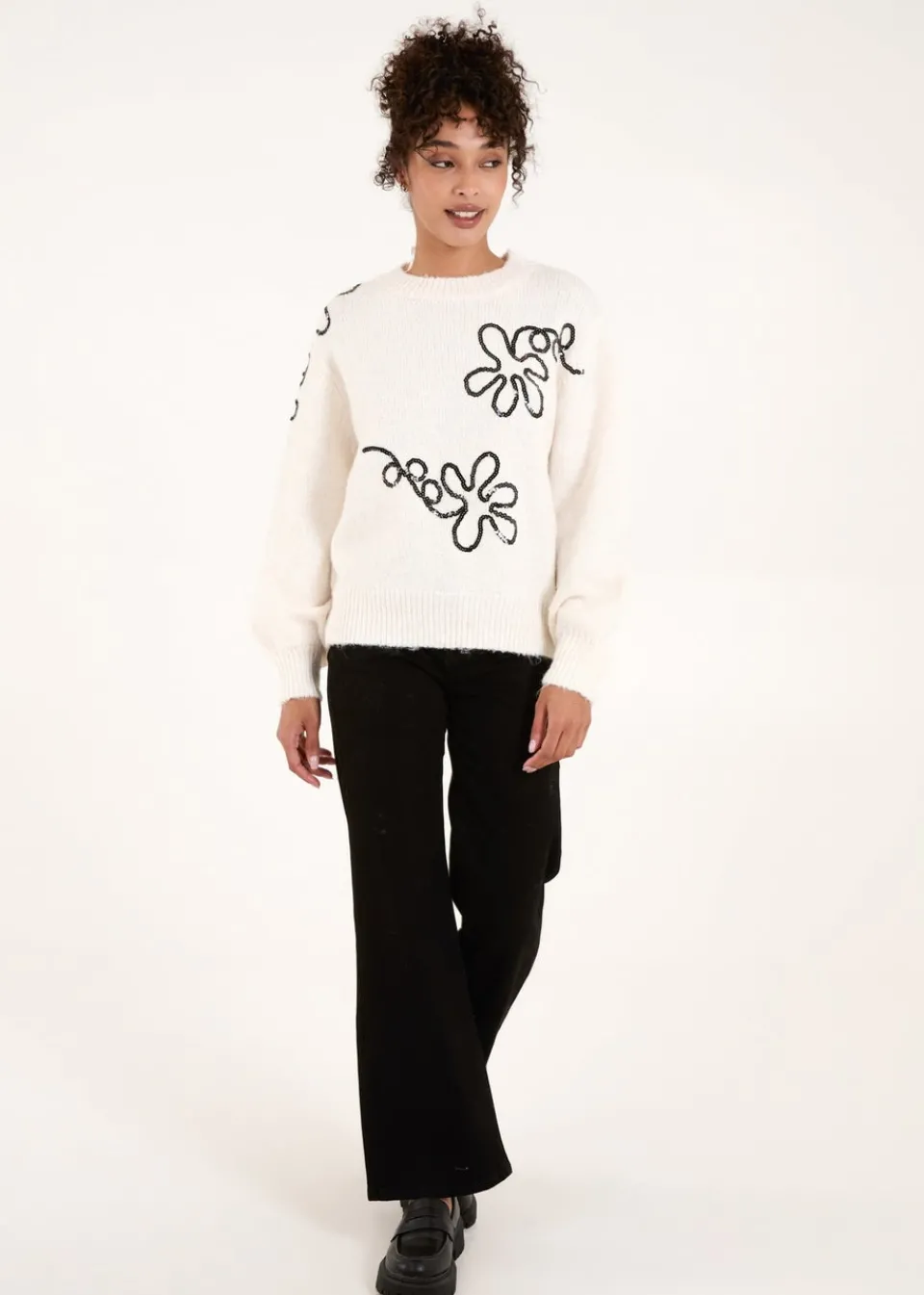 Tops>Blue Vanilla Stone Abstract Flower Embroidery Jumper