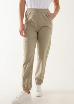 Trousers><noscript><img width=