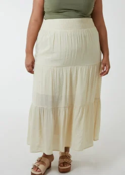 Skirts><noscript><img width=