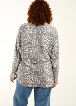 Tops><noscript><img width=