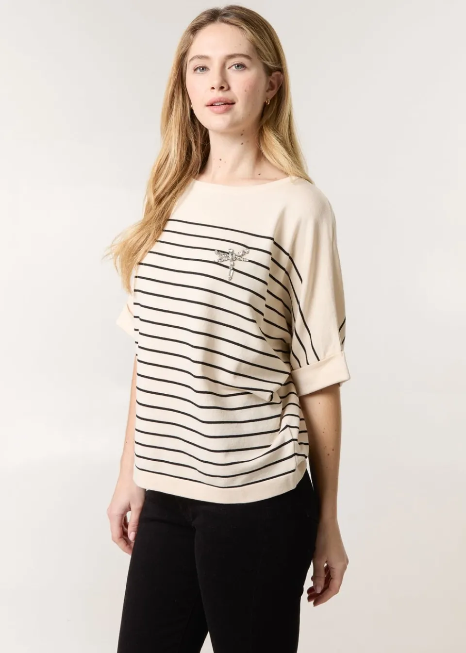 T-Shirts>Blue Vanilla Stone Horizontal Striped Top With Brooch