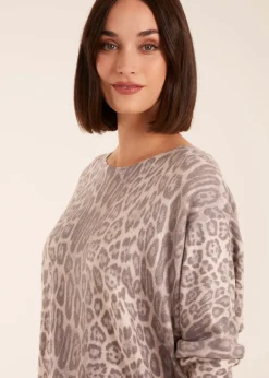 Knitwear><noscript><img width=