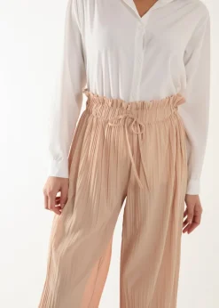 Trousers><noscript><img width=