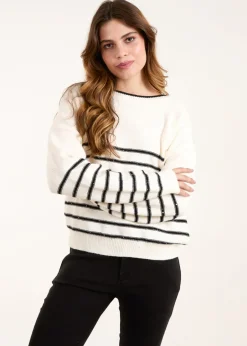 Tops><noscript><img width=