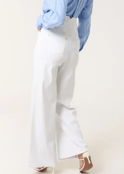 Jeans & Jeggings><noscript><img width=