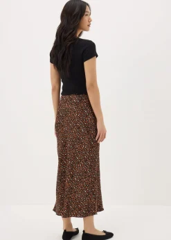 Skirts><noscript><img width=