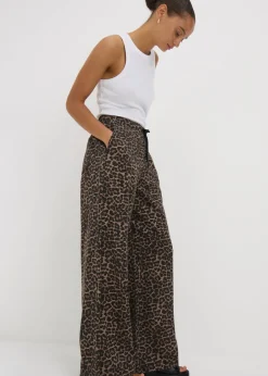 Jeans & Jeggings><noscript><img width=