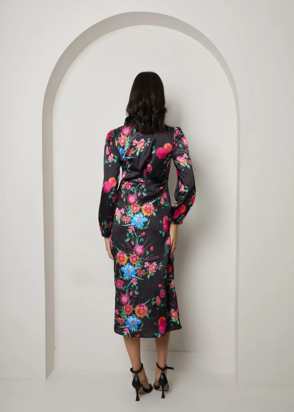 Dresses>Chi Chi London Black Plus Size Long Sleeve Floral Wrap Dress