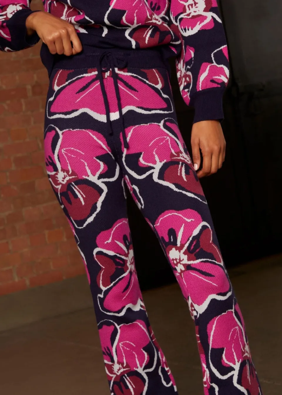 Trousers>Chi Chi London Navy Abstract Floral Wide Leg Trousers