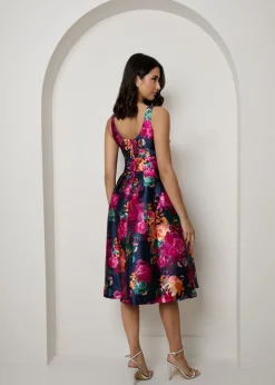 Dresses><noscript><img width=