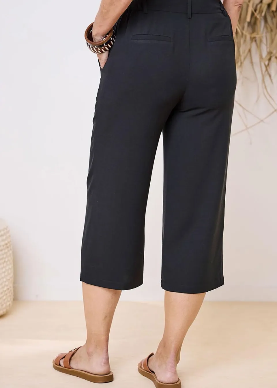 Trousers>Cotton Traders Black Crop Trousers