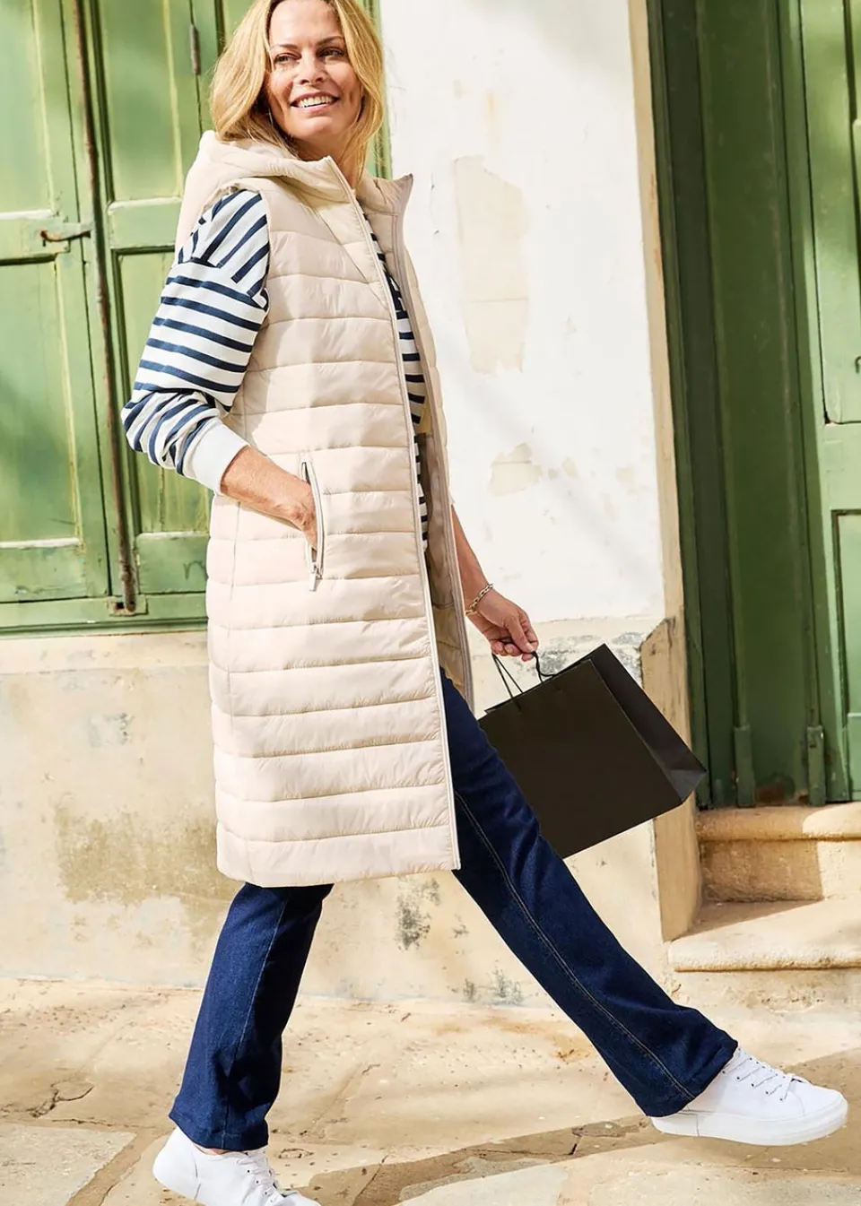 Coats & Jackets>Cotton Traders Champagne Longline Quilted Gilet