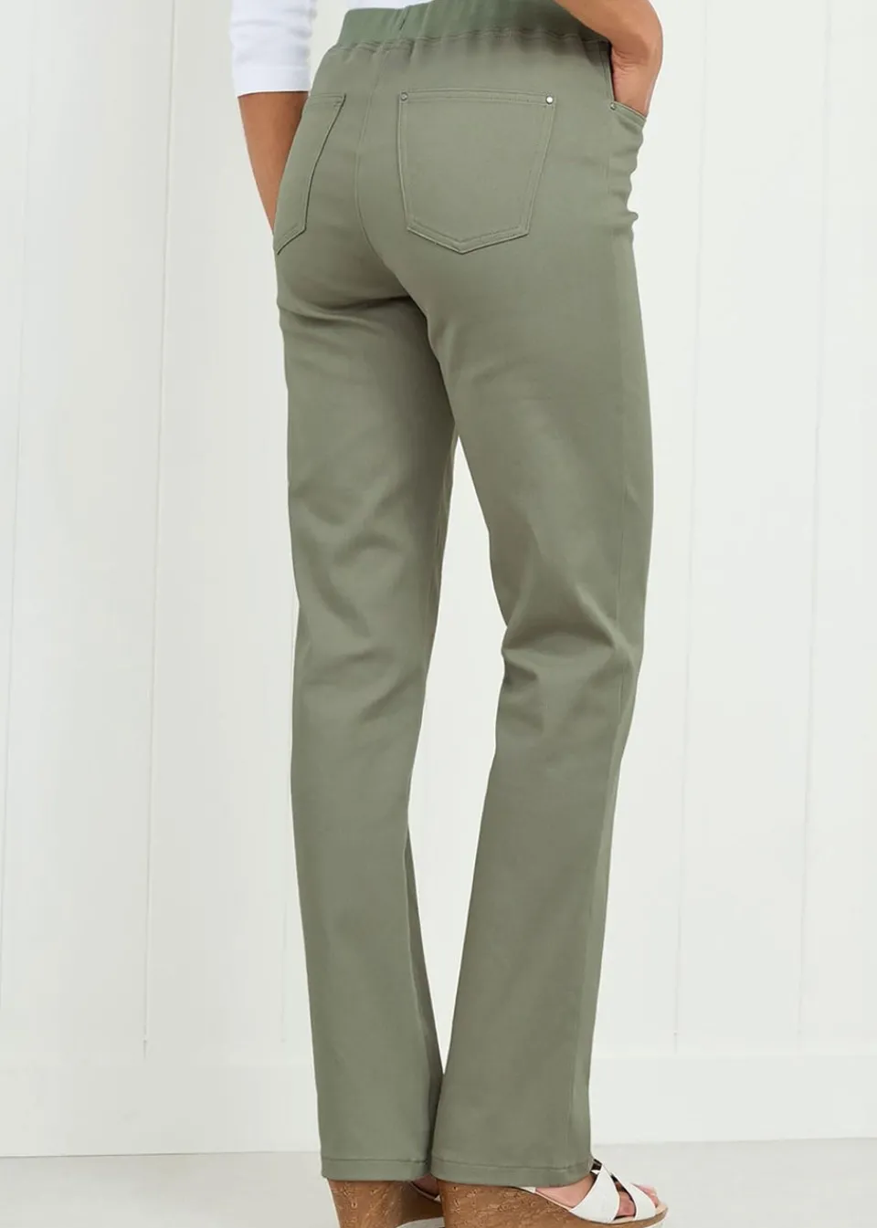 Jeans & Jeggings>Cotton Traders Citron Premium Pull-On Twill Straight-Leg Jeans