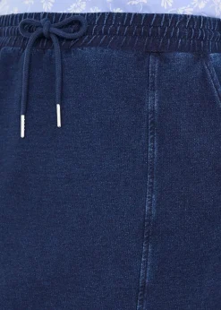 Skirts><noscript><img width=