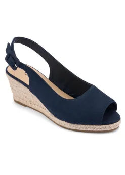 Footwear><noscript><img width=