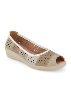 Footwear><noscript><img width=