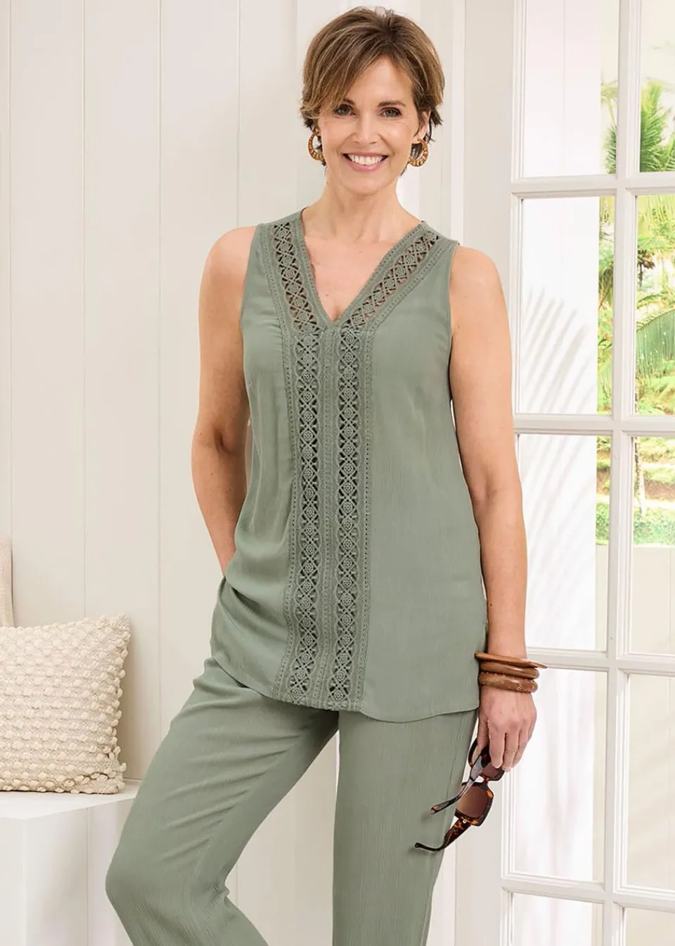 Tops>Cotton Traders Grey Green Lace Trim Crinkle Vest