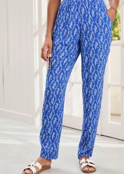 Trousers><noscript><img width=
