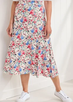 Skirts><noscript><img width=