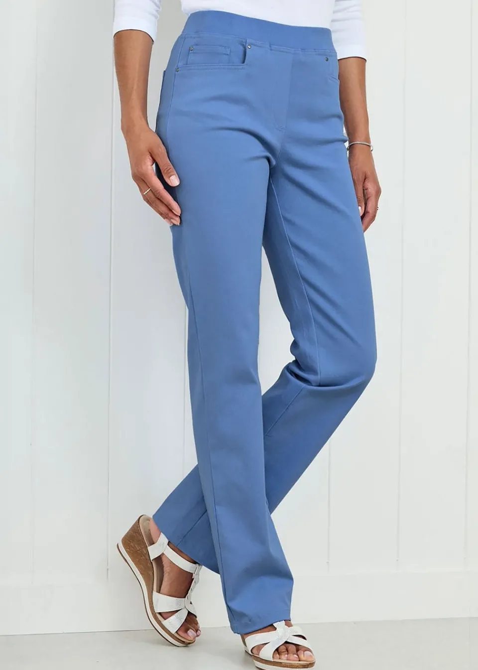 Jeans & Jeggings>Cotton Traders Lavender Premium Pull-On Twill Straight-Leg Jeans
