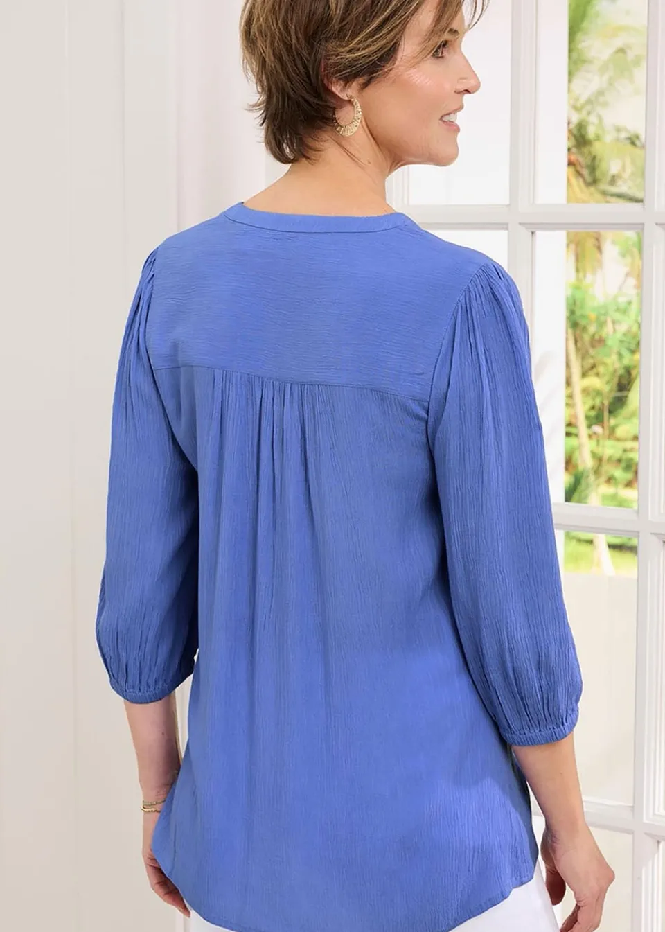 Tops>Cotton Traders Midnight Blue 3/4 Sleeve V Neck Crinkle Top