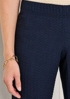 Trousers><noscript><img width=