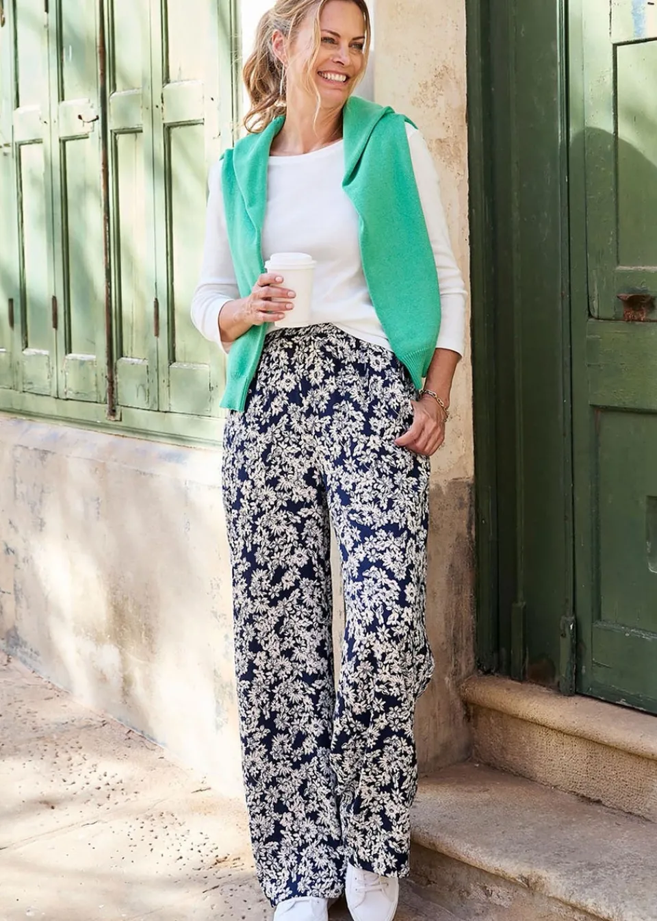 Trousers>Cotton Traders Navy Printed Wide-Leg Pull-On Trousers