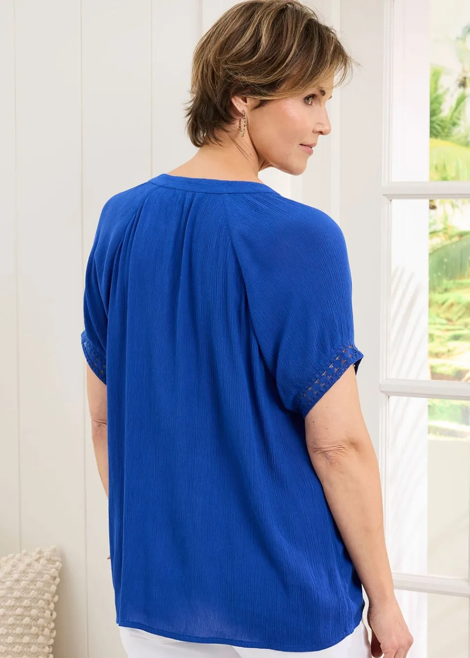 Tops>Cotton Traders Pale Blue Floral Embroidered Crinkle Top