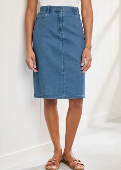 Skirts><noscript><img width=