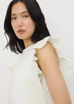 T-Shirts><noscript><img width=