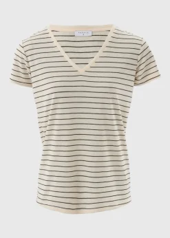 T-Shirts><noscript><img width=