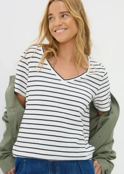 T-Shirts>Papaya Cream Stripe V-Neck Regular Fit T-Shirt