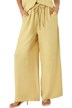 Trousers><noscript><img width=