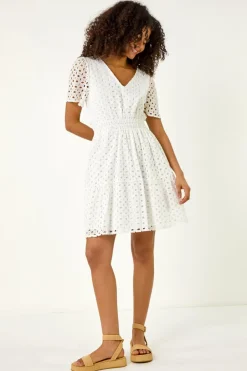 Dresses><noscript><img width=