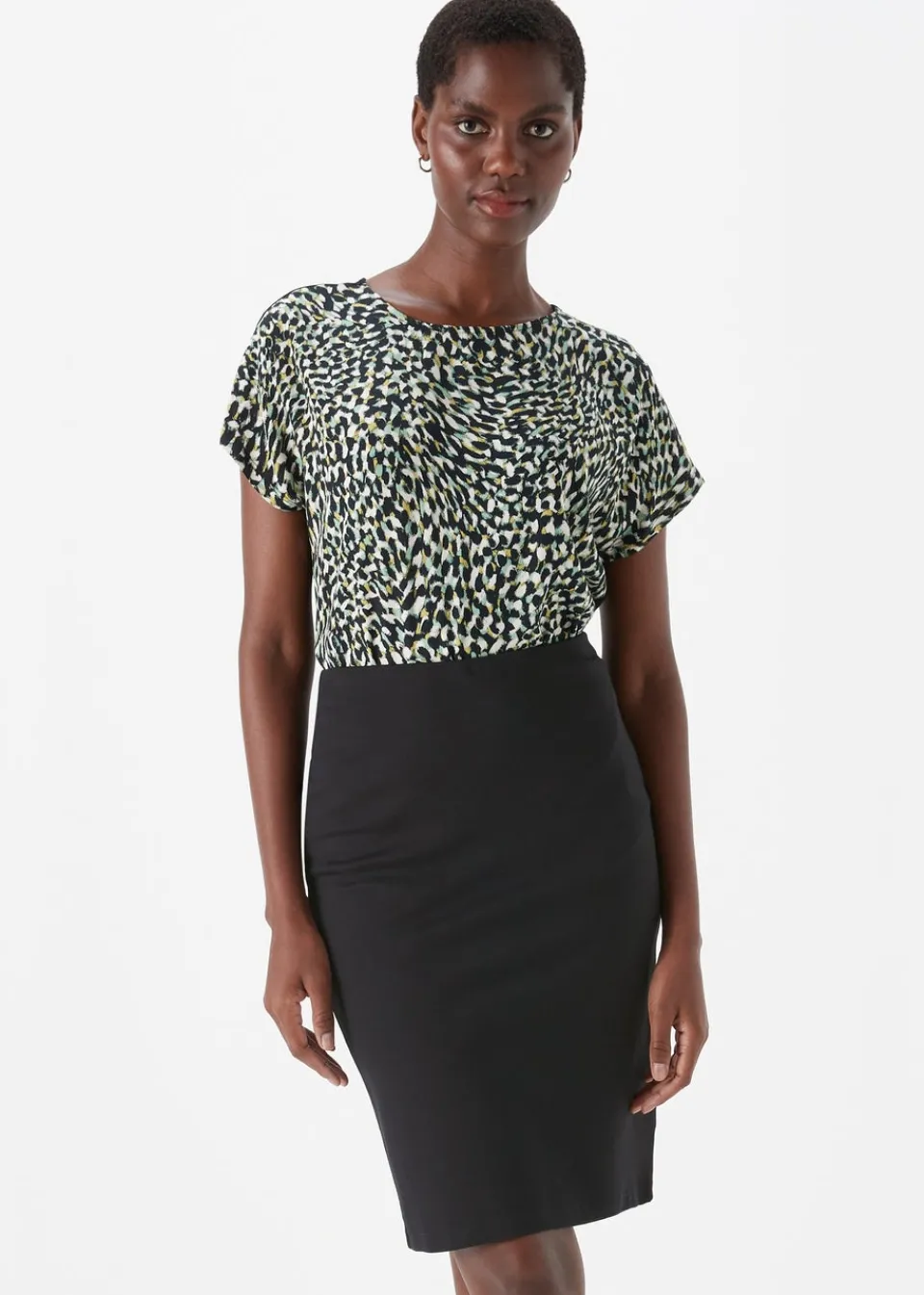 Skirts>Et Vous Black Ponte Knee Length Skirt