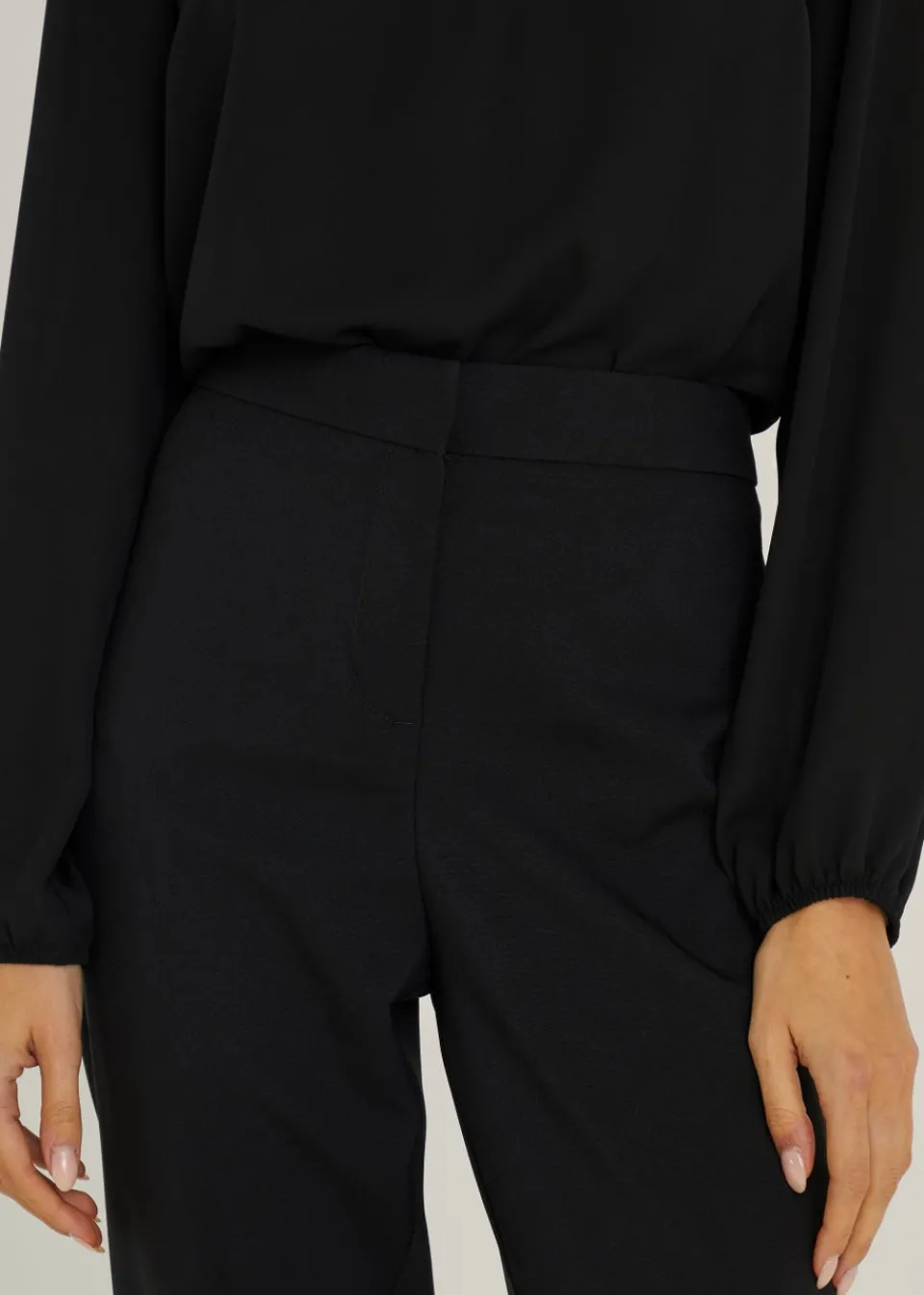 Trousers>Et Vous Black Straight Fit Trousers (Short)