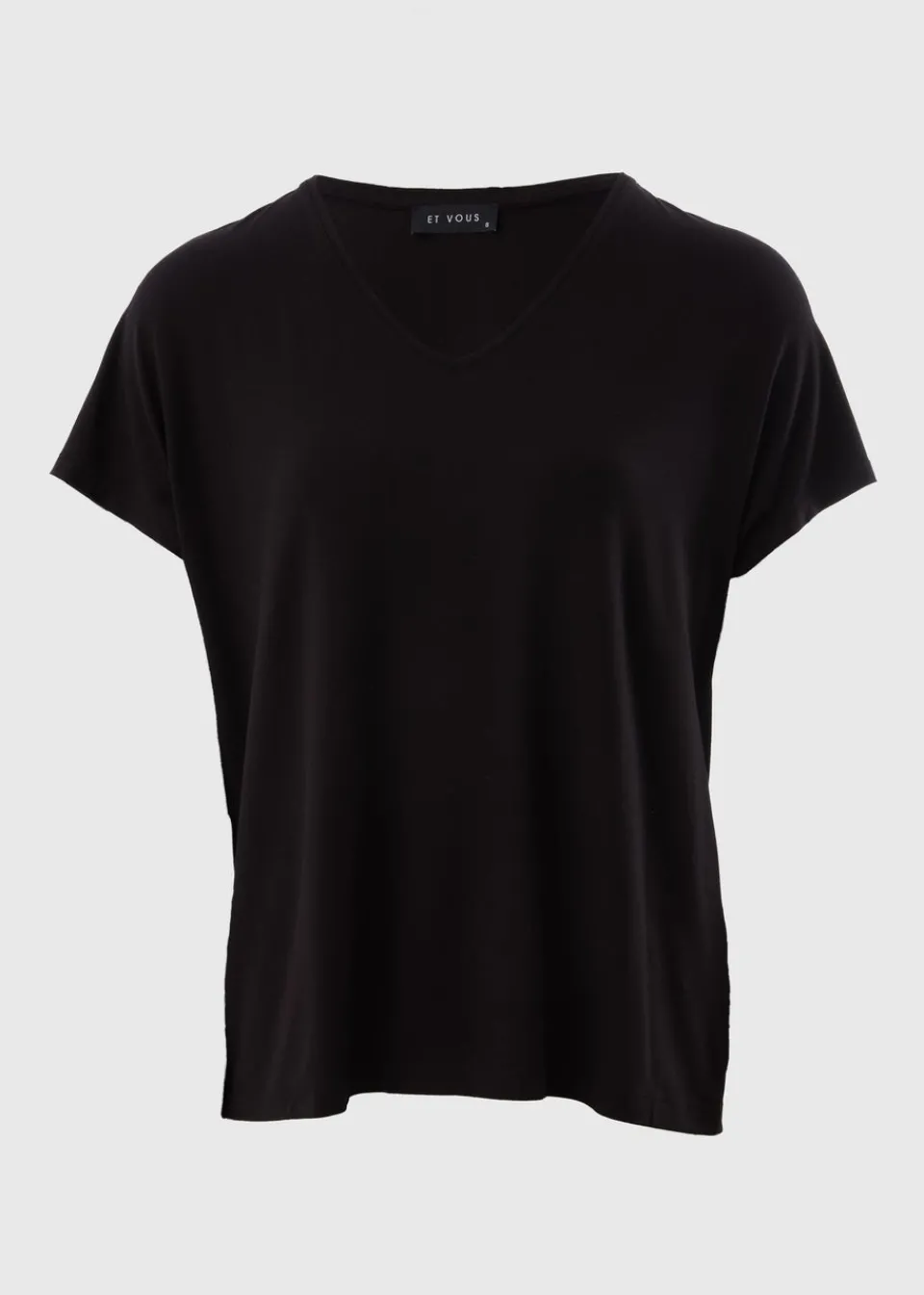 T-Shirts>Et Vous Black V-Neck T-Shirt