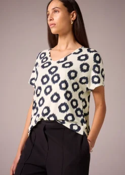 T-Shirts>Et Vous Cream Scratch Print V Neck T-Shirt