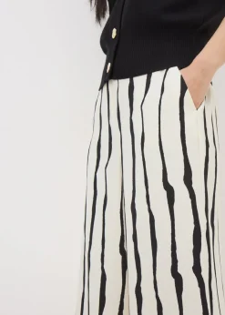Trousers><noscript><img width=