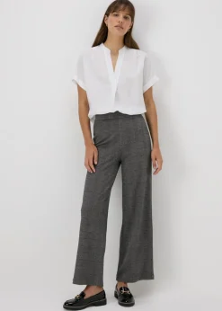 Trousers><noscript><img width=