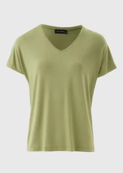 T-Shirts><noscript><img width=