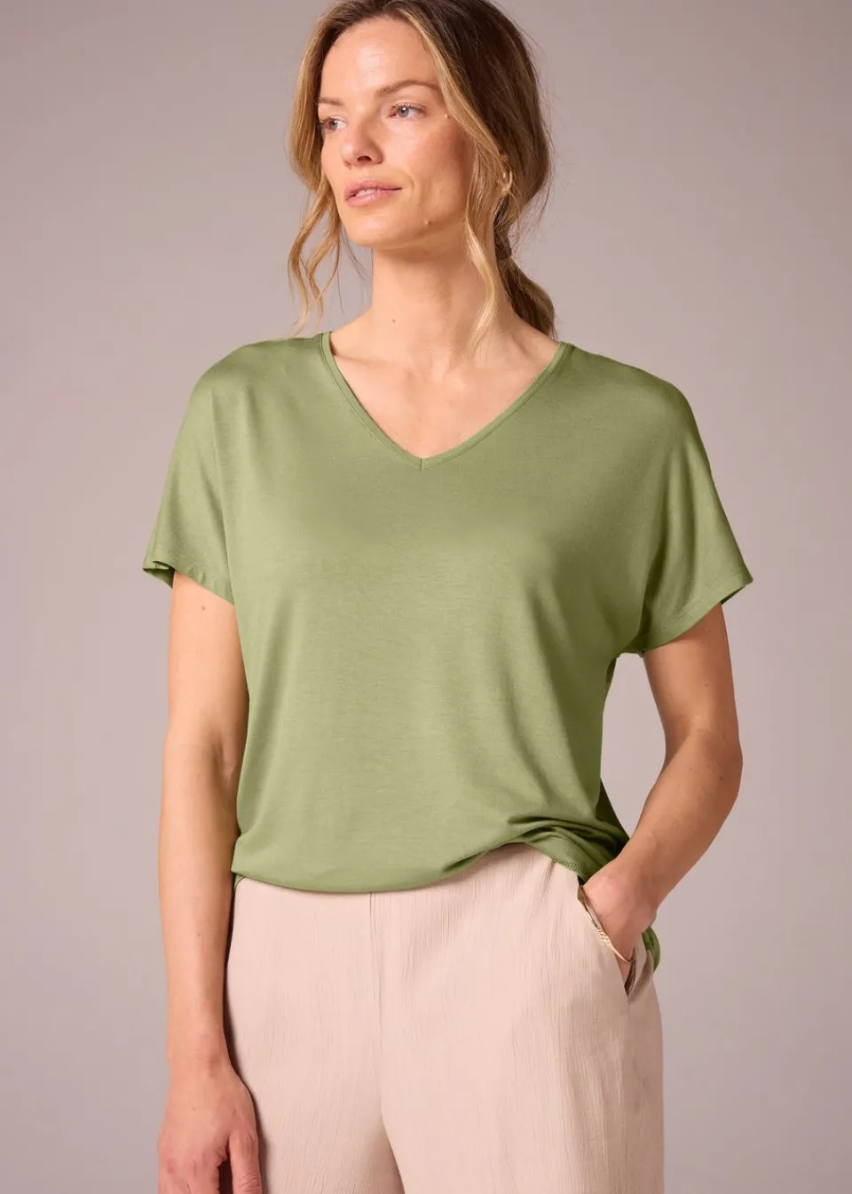 T-Shirts>Et Vous Khaki V-Neck Top
