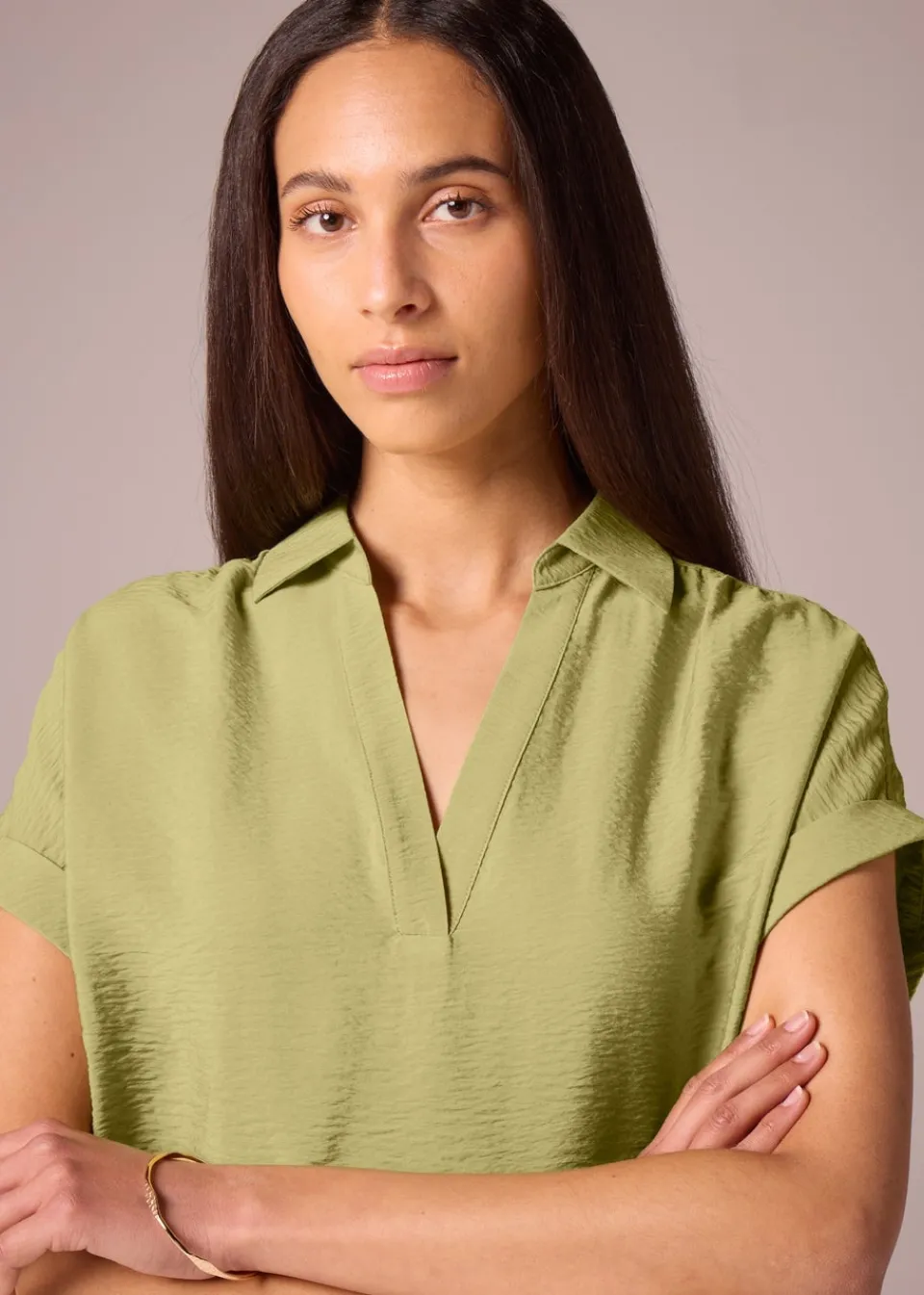 Tops>Et Vous Lime Green Airflow V-Neck Blouse