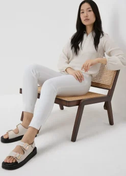 Trousers><noscript><img width=
