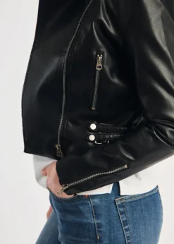 Coats & Jackets><noscript><img width=