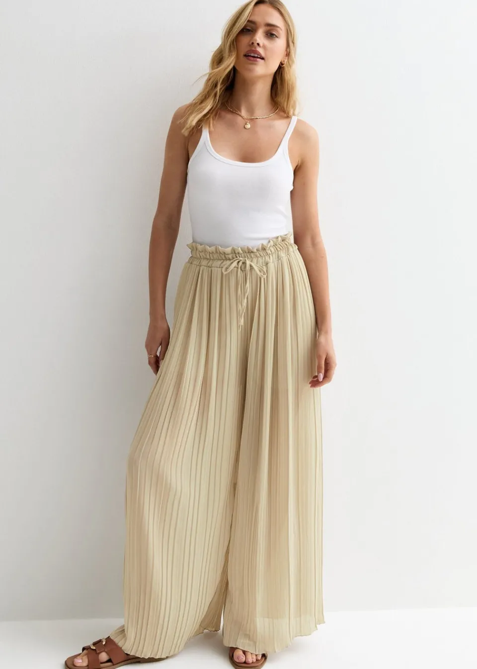Trousers>Gini London Beige Elasticated Waist Plisse Wide Led Trouser